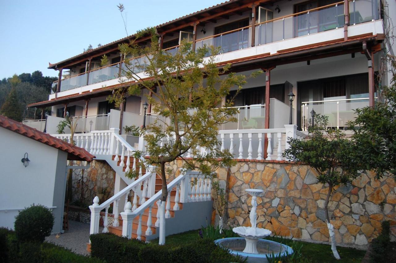 Hotel Ramosaco, Radhime, Vlore Ngoại thất bức ảnh