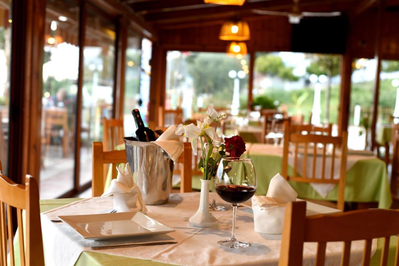 Hotel Ramosaco, Radhime, Vlore Ngoại thất bức ảnh