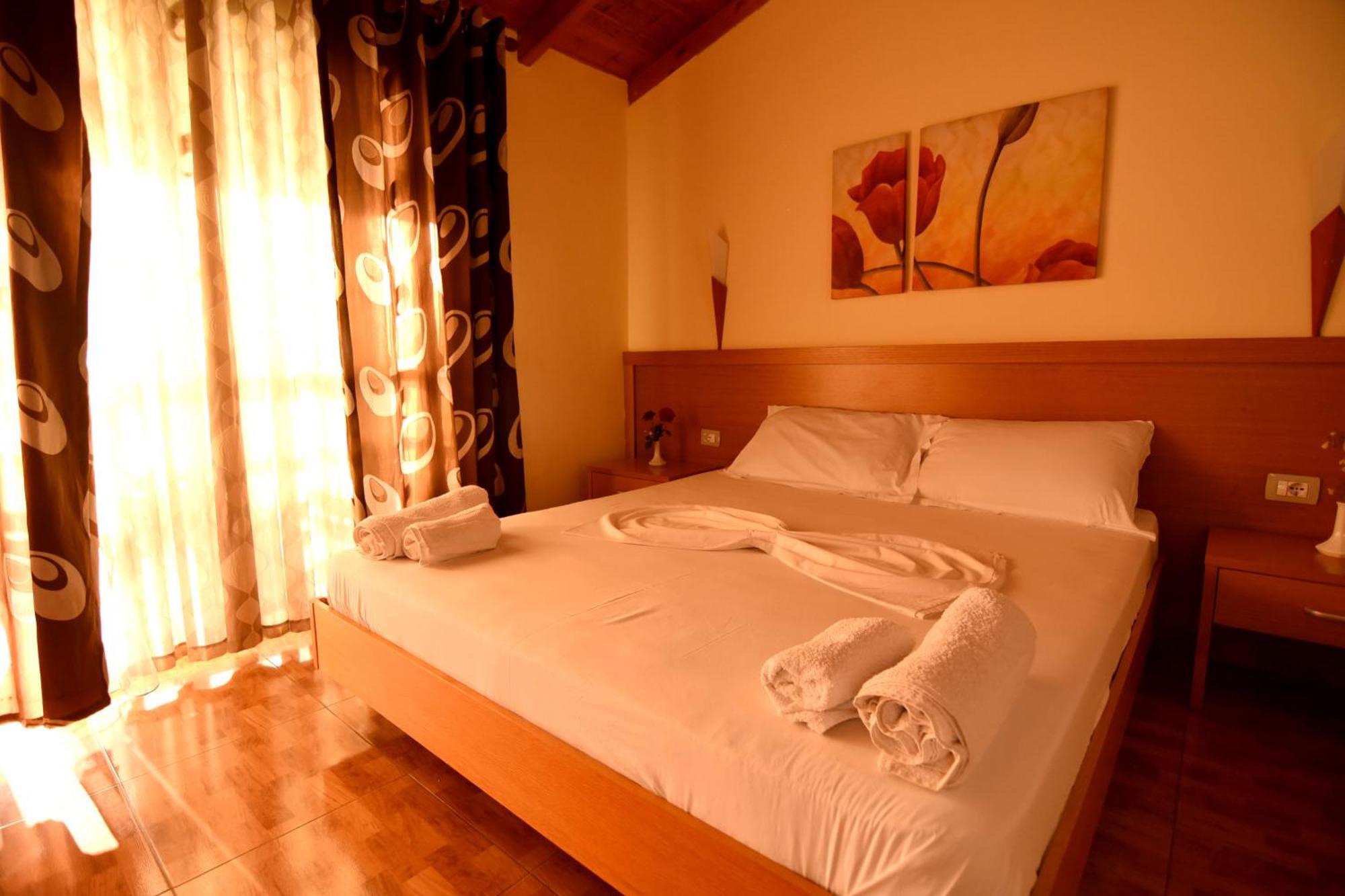 Hotel Ramosaco, Radhime, Vlore Ngoại thất bức ảnh