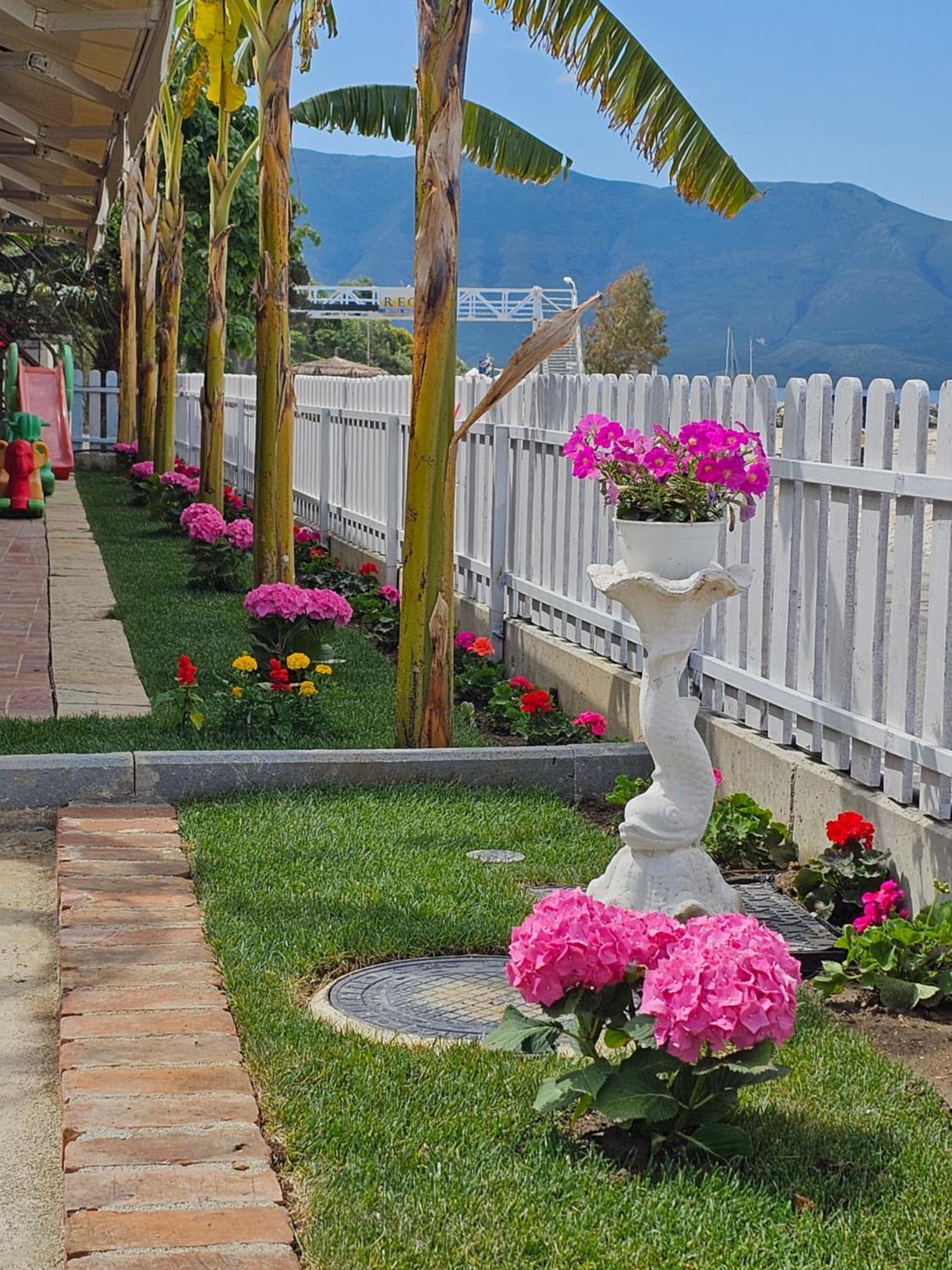 Hotel Ramosaco, Radhime, Vlore Ngoại thất bức ảnh